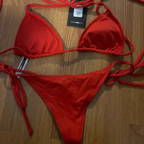 Two piece bikini set - Picture 8 of 10